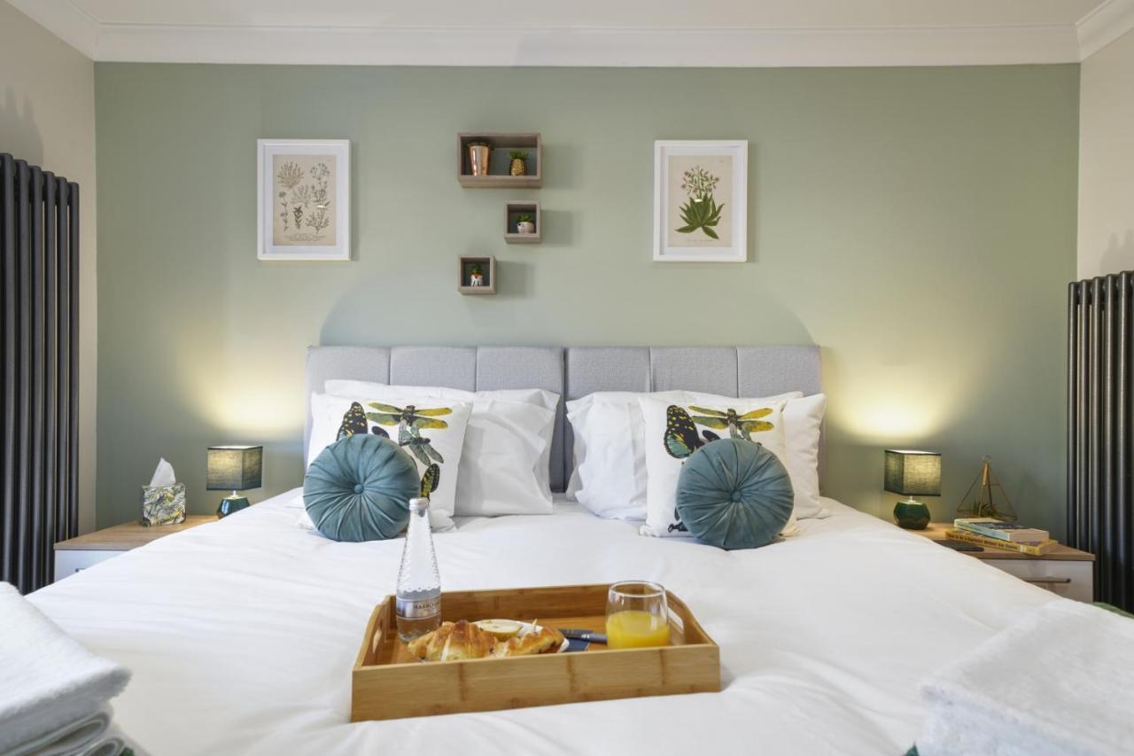 Super Funky Spire View Cottage - Free Gated Parking - Ultra Wifi Canterbury Exteriör bild