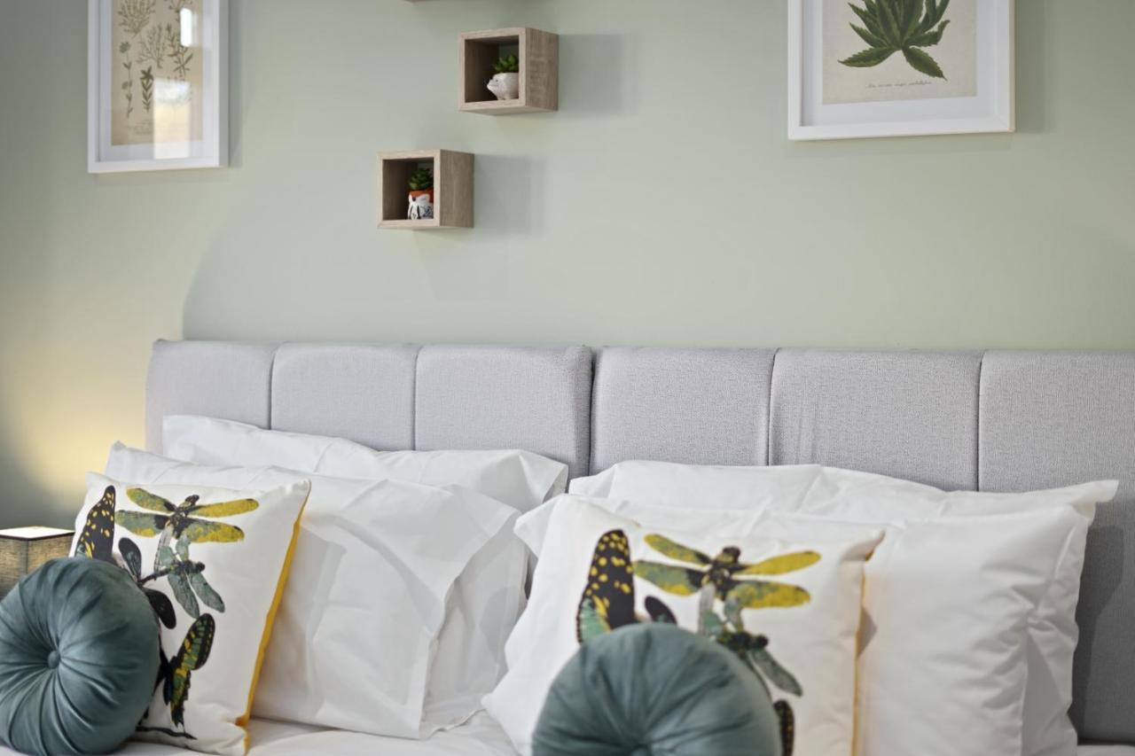 Super Funky Spire View Cottage - Free Gated Parking - Ultra Wifi Canterbury Exteriör bild