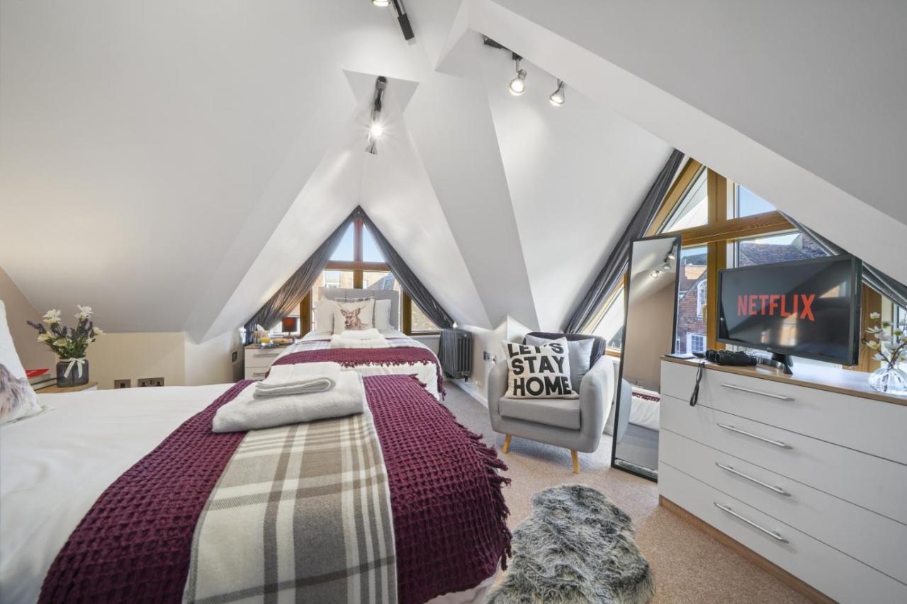Super Funky Spire View Cottage - Free Gated Parking - Ultra Wifi Canterbury Exteriör bild